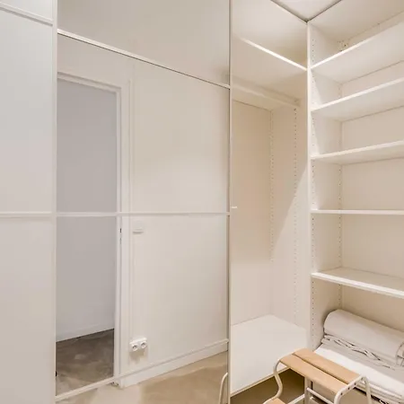 Modern 1bdr 2p Flat With A Balcony - Menilmontant Apartmán Paříž